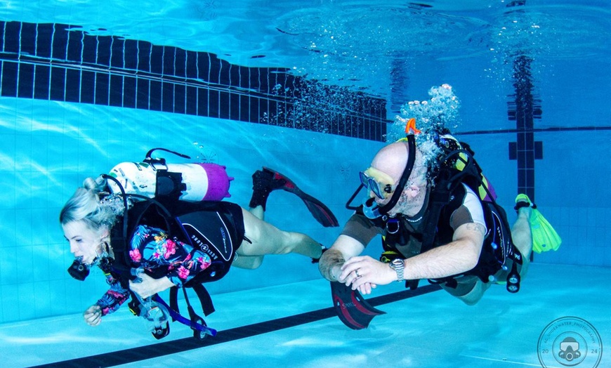 Image 7: Try Dive SCUBA Lesson for Beginners – Perfect for One or Two People