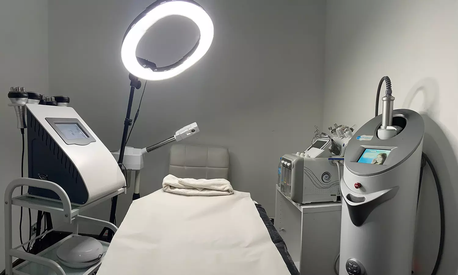 Limpieza facial completa con opción a radiofrecuencia y aparatología