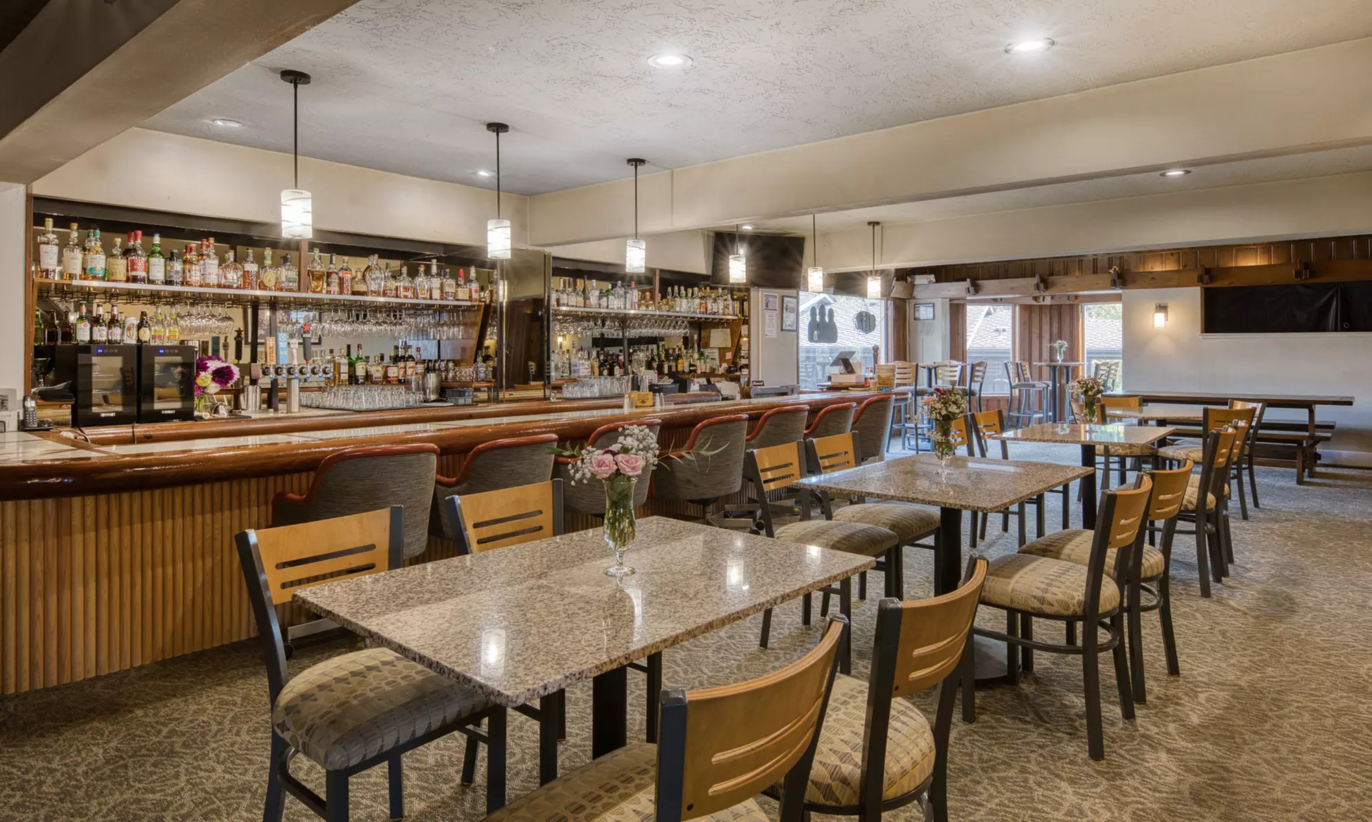 Member Pricing: Relaxing Portland-Area Stay w/ Pool & Free Breakfast