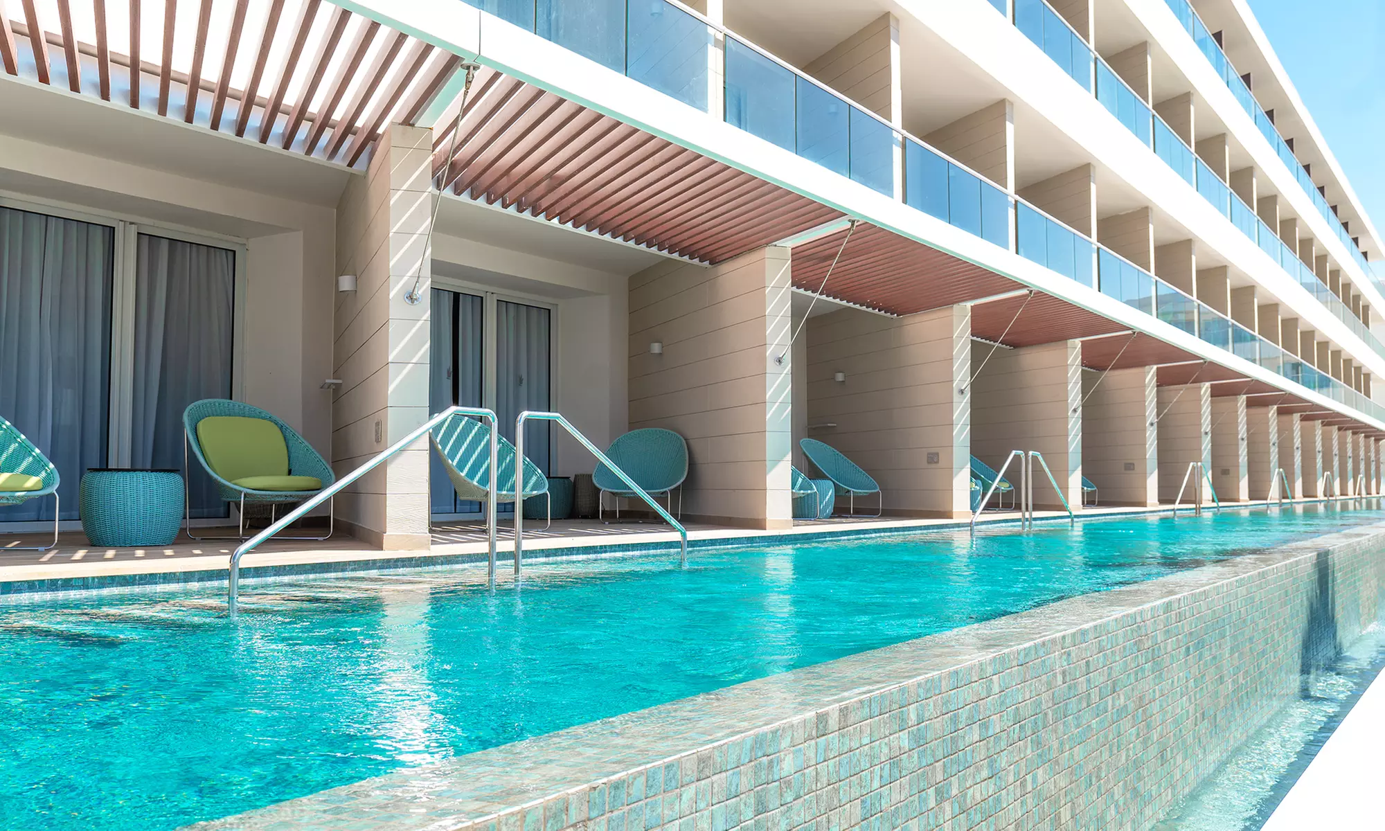 ✈ 4-Night All-Inclusive Princess Grand Jamaica Vacation with Air