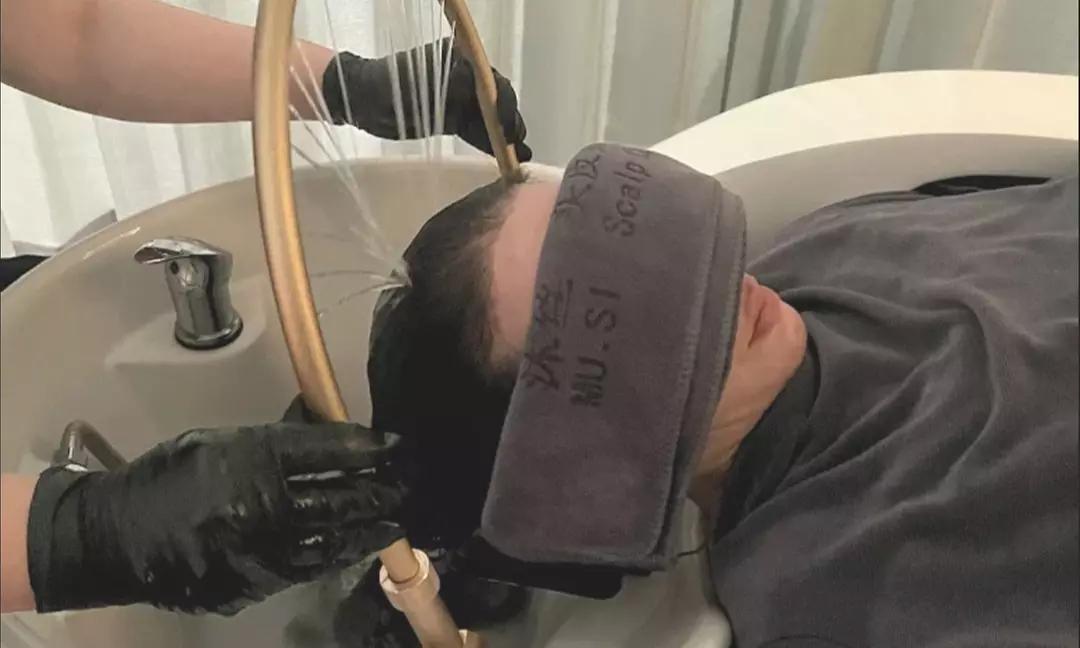 Luxury HeadSpa for 1 - 2 w/Massage on Upper-Back, Neck & Scalp + Robes