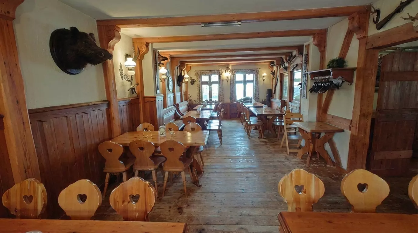 Berliner Eisbein mit Erbspüree, Sauerkraut und Salzkartoffeln für 1 bis 4 Personen (21% sparen) - Second Medium