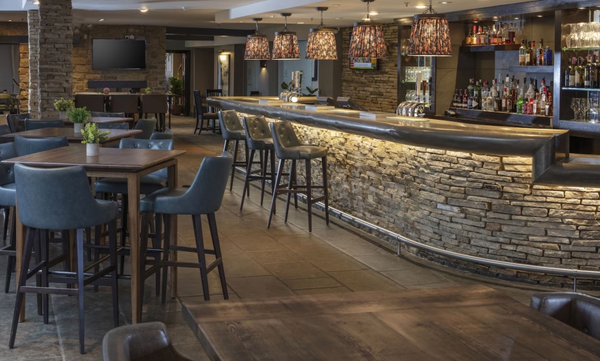 Image 26: Northumberland: 1 Night Stay w/Breakfast, Dining Credit, and Late C/O