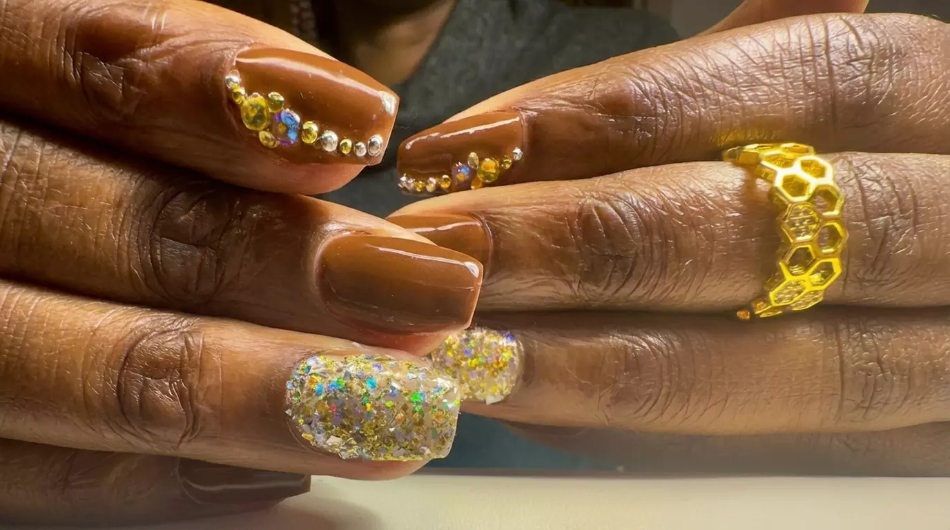 Renfort gel, extensions gel ou beauté des pieds à Perpignan