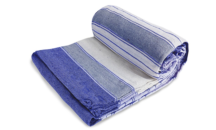 Image 48: Bankhoes en sprei van gerecycled katoen