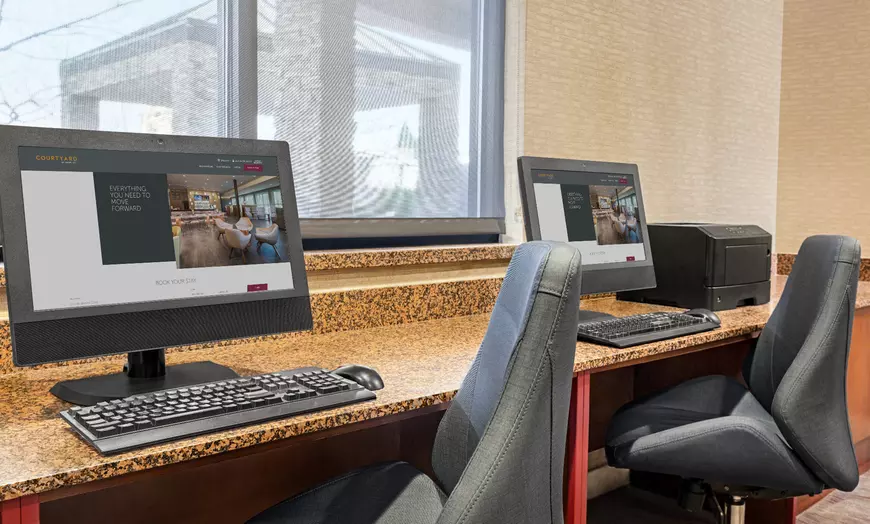 Business center and meeting rooms