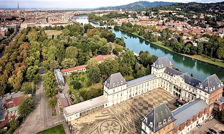 Torino: Reggia di Venaria fino a 3 notti camera matrimoniale Basic con colazione e una cena per 2 all'Hotel Vazzana