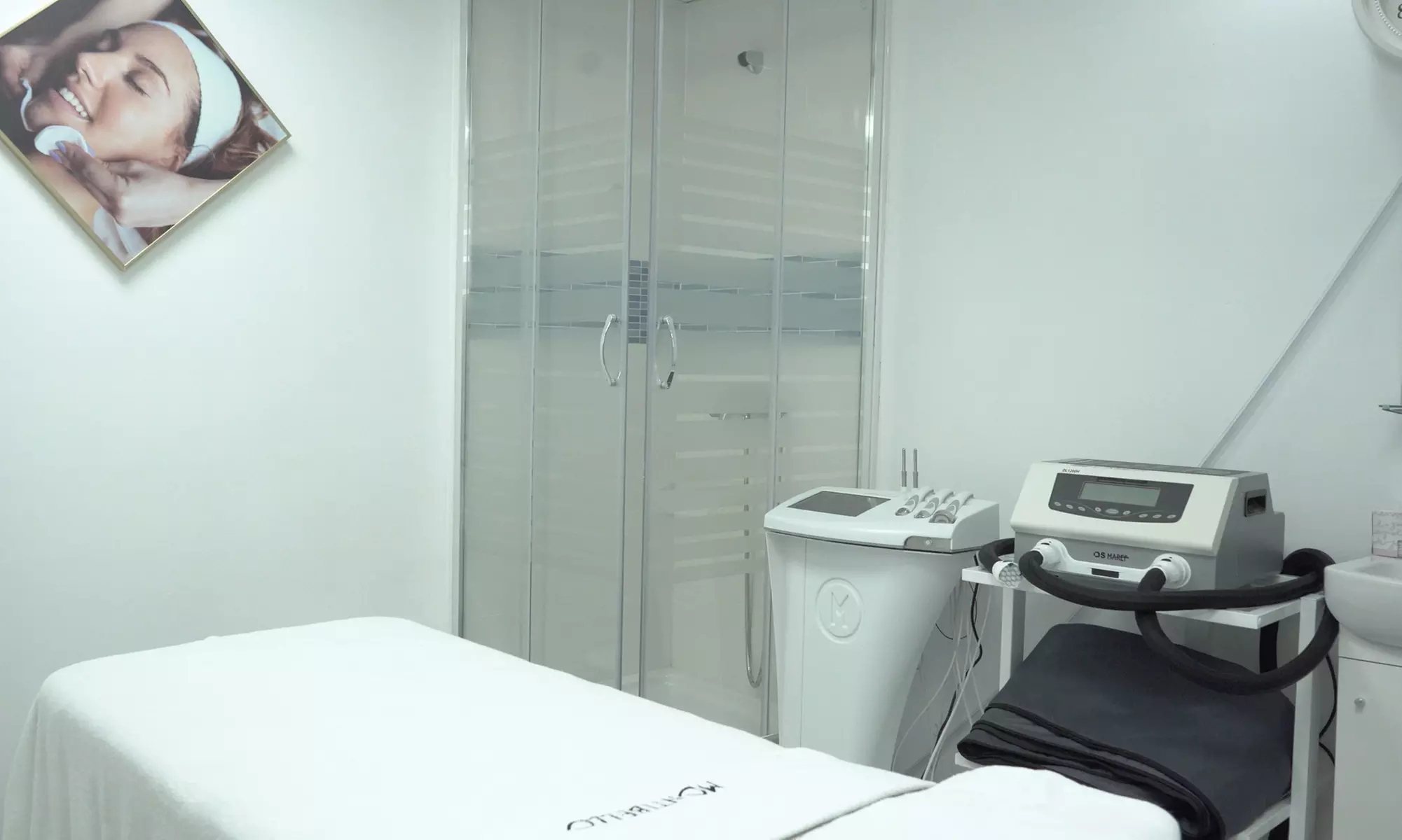 Embellece tu sonrisa con hyaluronpen para volúmen y gloss de labios