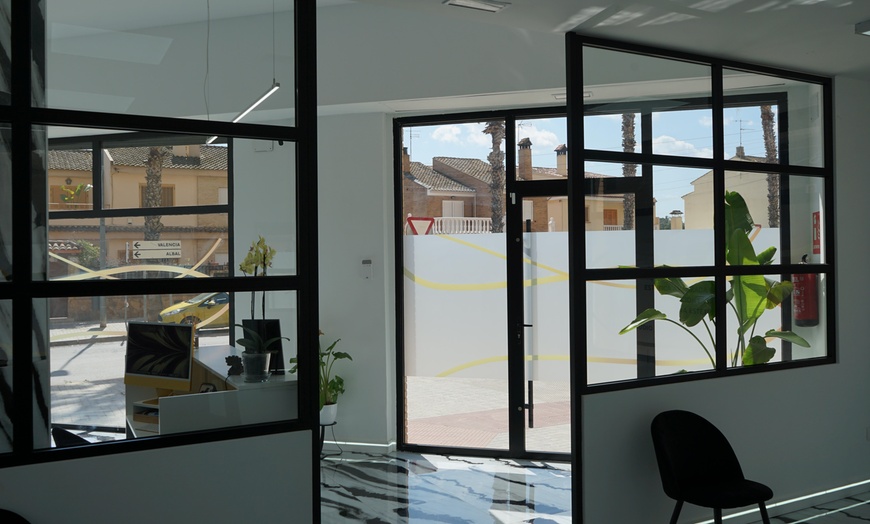 Image 2: 3 o 6 sesiones de eliminación de tatuaje de hasta 10 x 10 cm para 1