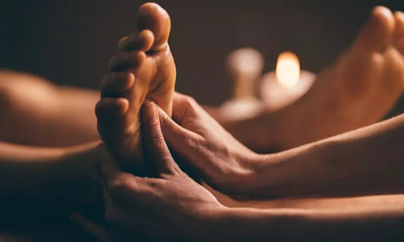 Aromatherapy Oil Massage + Hot Stones for One or Couples 