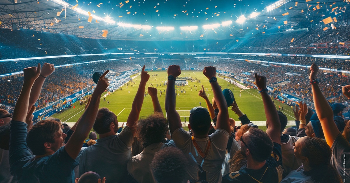Cofre de fútbol con entradas para partido o visita guiada a estadio