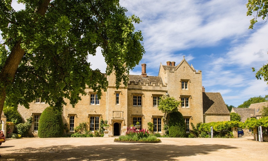 Image 3: Delight in Traditional Afternoon Tea with Optional Prosecco for 2 or 4