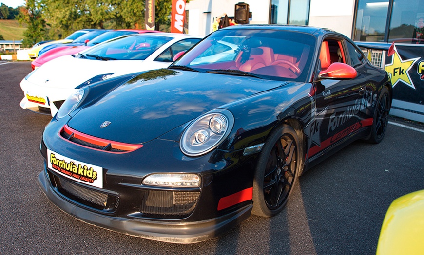 Image 10: Au volant d'une voiture de sport dès 6 ans : stage avec Formula Kids