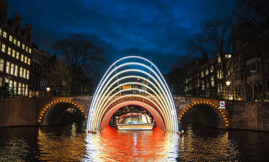 Image 11: Amsterdam Light Festival: rondvaart door de grachten