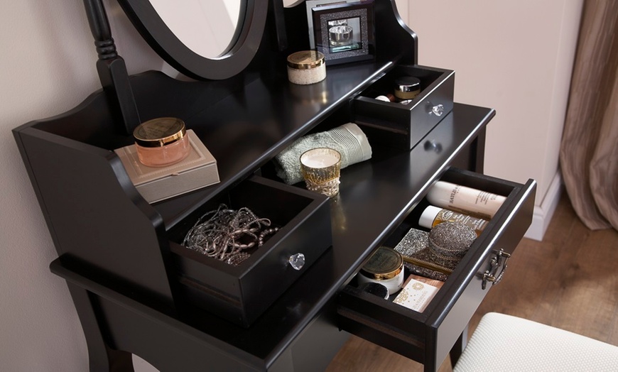 Image 17: Vintage-Style Dressing Table