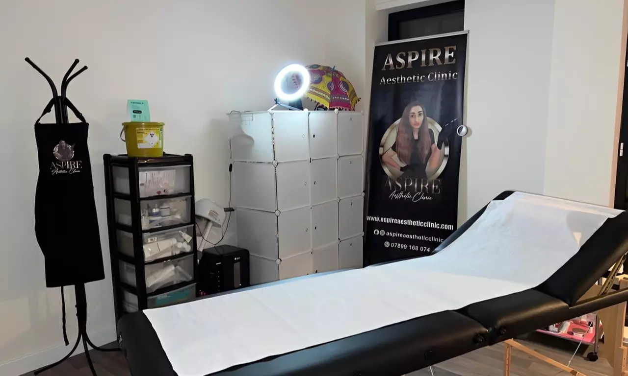 Refresh and Rejuvenate Your Skin With Premier HydraFacial Treatments