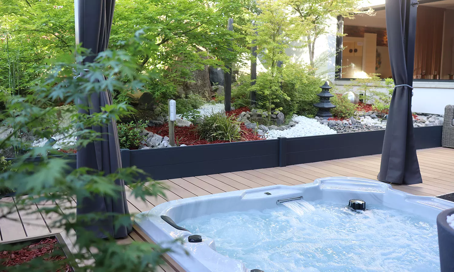 Pack accès ou confort avec bain à remous chez Harmonia Spa