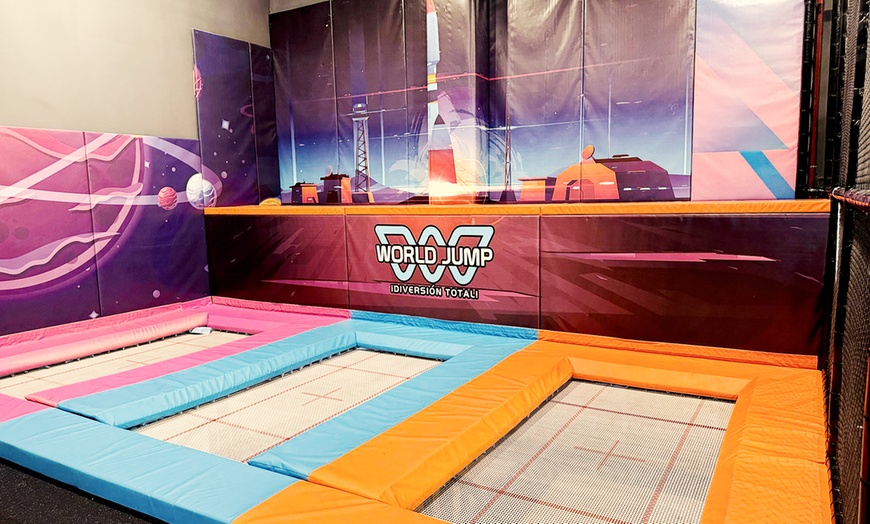 Image 6: Acceso de 1 hora a parque de camas elásticas para 1 persona