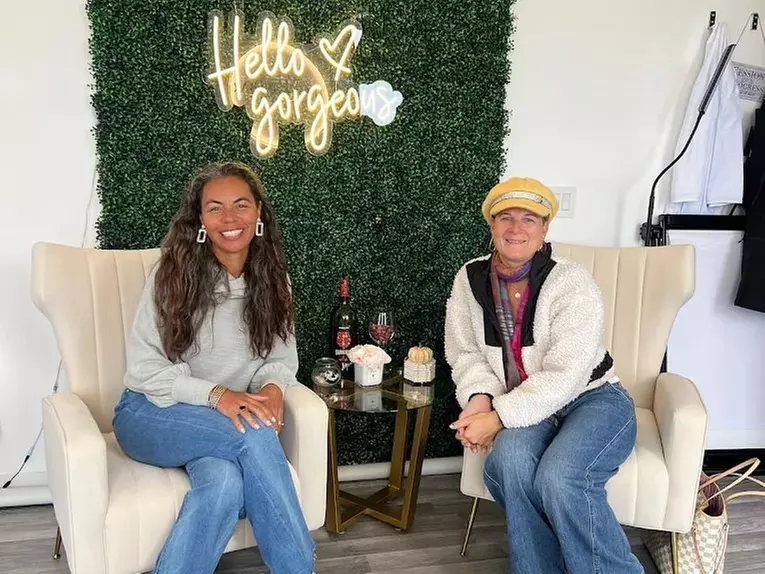 Revitalize with Dermaplane & Signature Facial