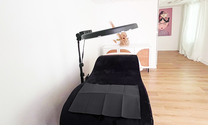 Image 1: 1 oder 2x 45–60 Min. Microneedling für 1 Person