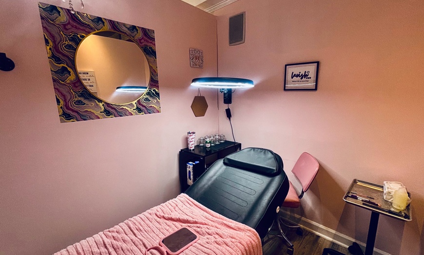 Image 1: Get Microblading, Lip Blushing or Powder/Combo/Ombré Brows