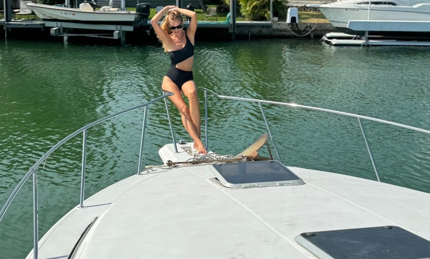 Image 15: Enjoy Two, Four or Six-Hour Yacht Rental For Up to Six People 