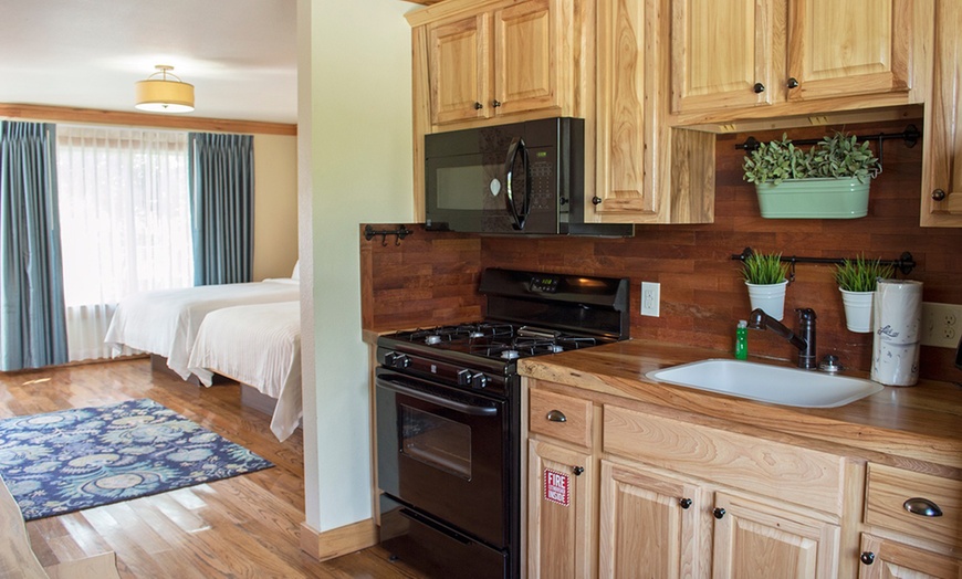 Image 14: Riverbend Cabins: Family Fun & Waterpark Access in New Braunfels, TX