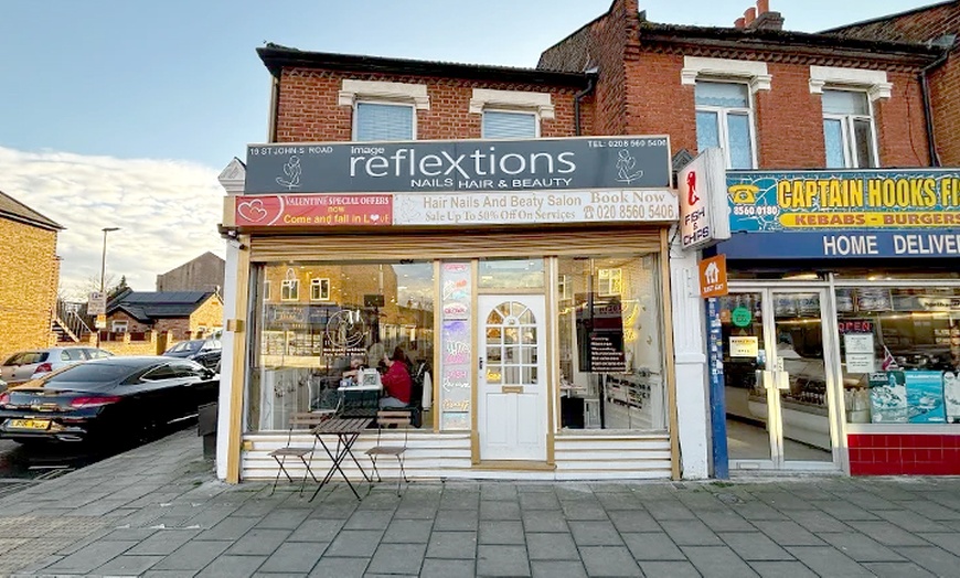 Image 3: Experience Men's Waxing: Small, Medium, Large, or Extra Large Areas