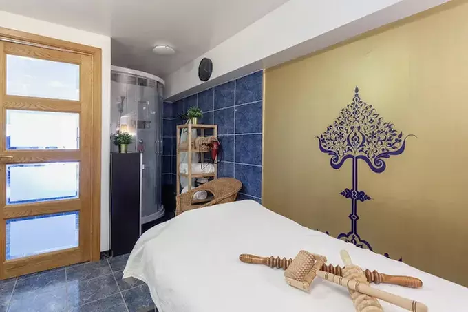 Révélez votre éclat : soins visage et modelages