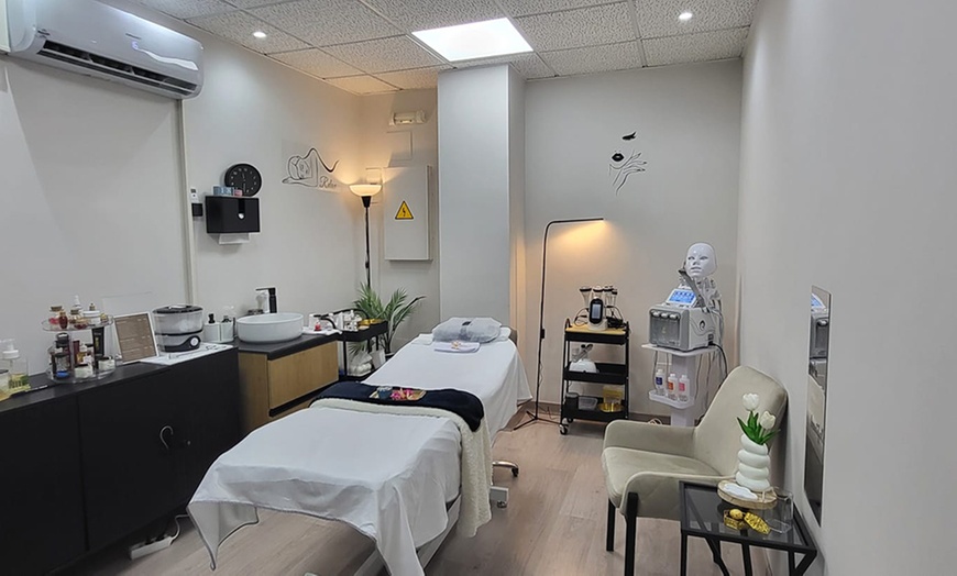 Image 2: Masaje a elegir de hasta 60 minutos para 1 persona