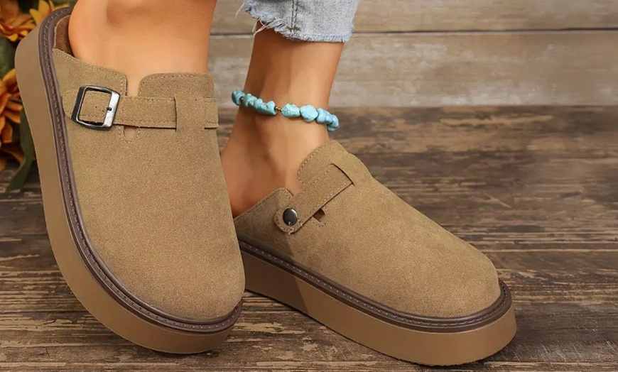 Image 11: Stylish Buckled Platform Loafers