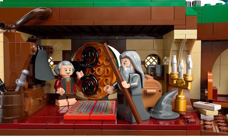 Image 5: LEGO The Lord of the Rings: The Shire™ 10354