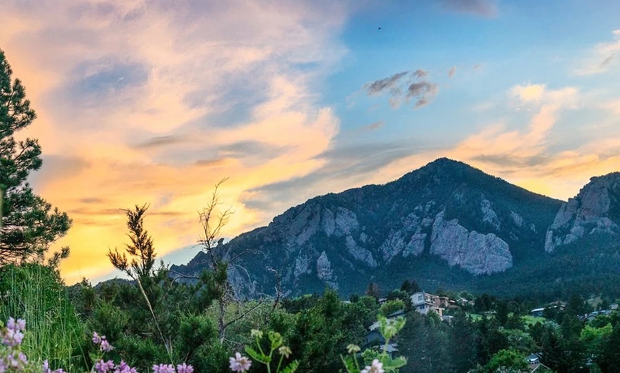 Image 1: ✈ Colorado Springs Road Trip: 5 Days with Air, Car & Stay from Worldee