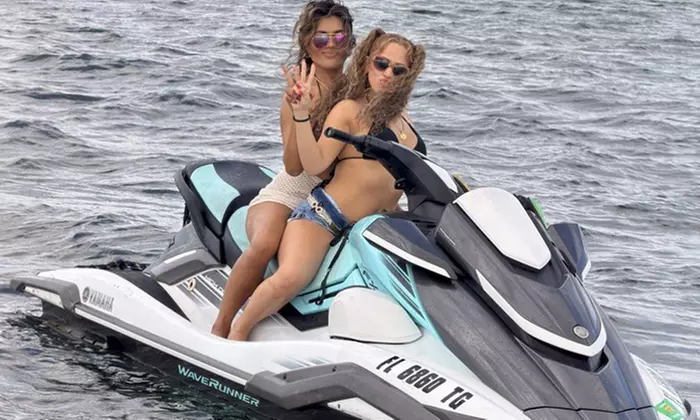 Thrilling One-Hour Jetski Rental with Free Boat Ride