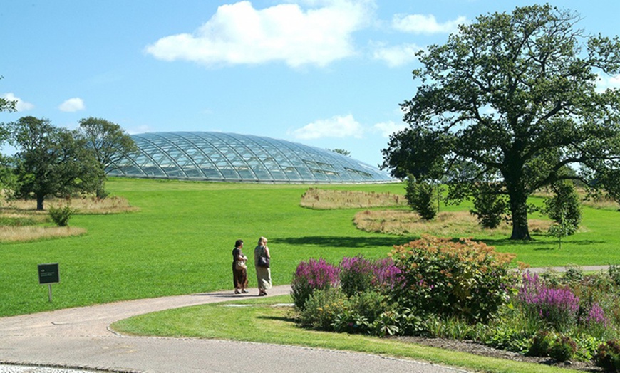 Image 1: Botanic Garden Entry