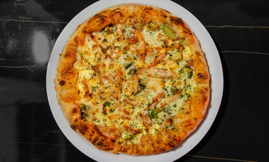 Image 3: Pizza oder Pasta nach Wahl inkl. kleinen Beilagensalat für 1-4 Pers.