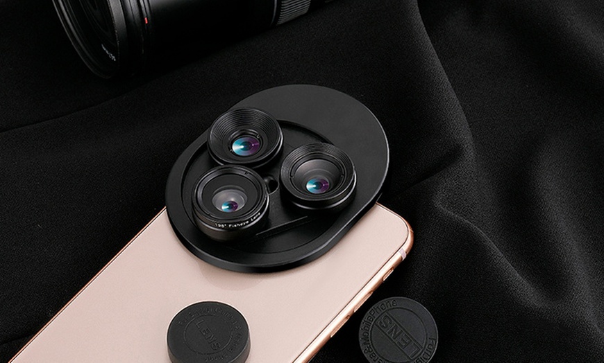 Image 5: Three-in-One Phone Camera Lens