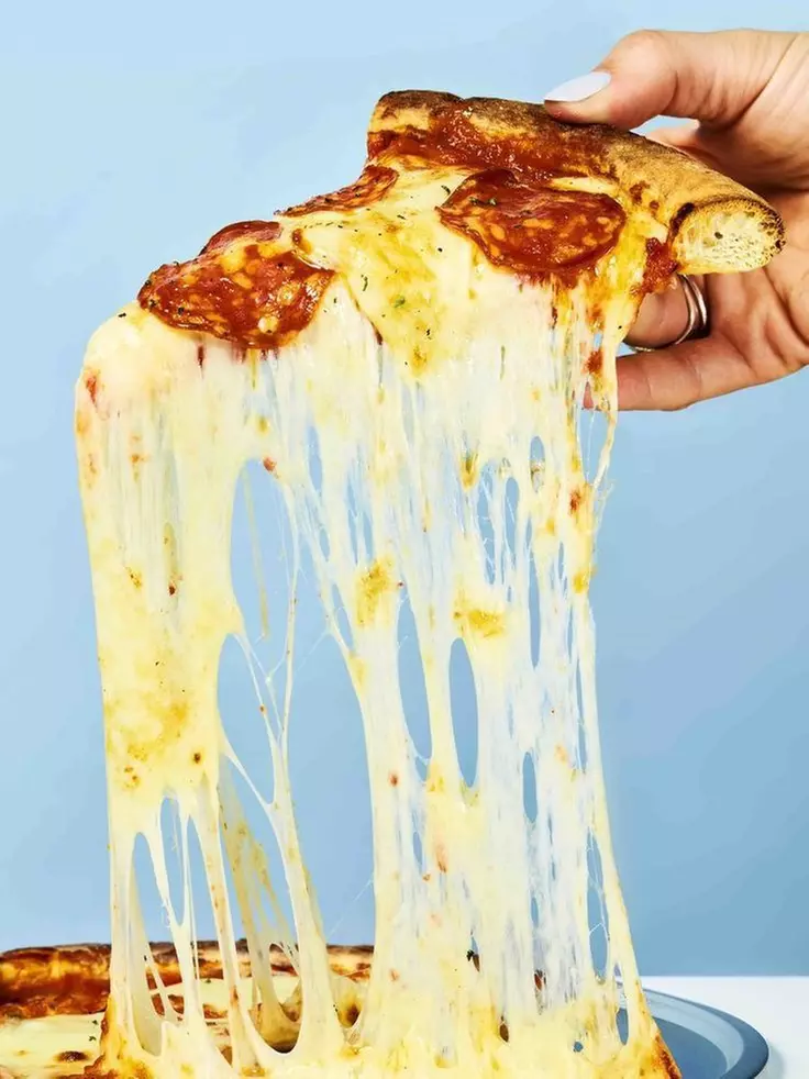 Savor Pizza or Deluxe Meal for 4: Includes Pizza, Sides & Drinks