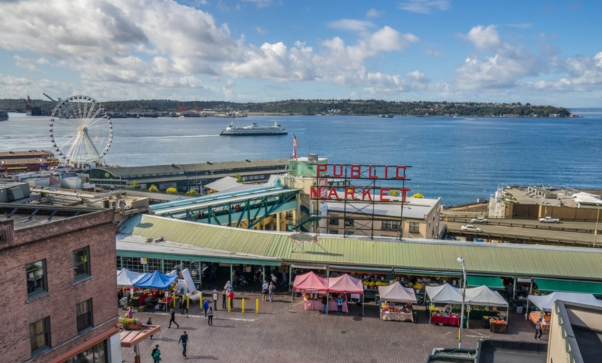 Image 9: Tales & Tranquility – A 3 Hour Live Guided Tour of Seattle's Stories