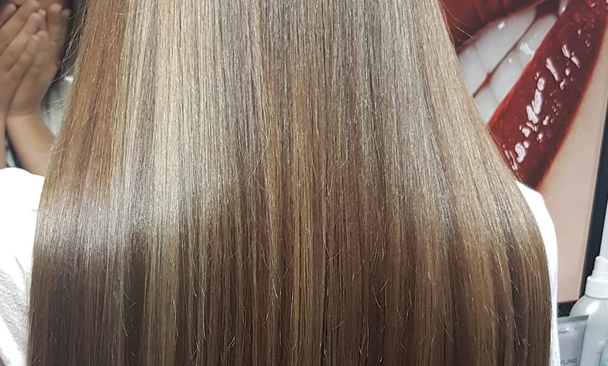 Image 3: Koloryzacja i modelowanie w salonie fryzjerskim Ewelina