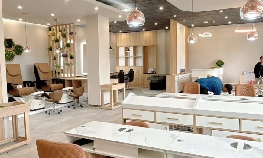 Image 6: Shellac Toes, BIAB Nails, Full Pedi w/ Shellac, File & Shellac Hand