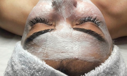 1 sesión de limpieza facial profunda con tratamiento "BB lips" de hidratación labial con dermapen - NadiaBeauty