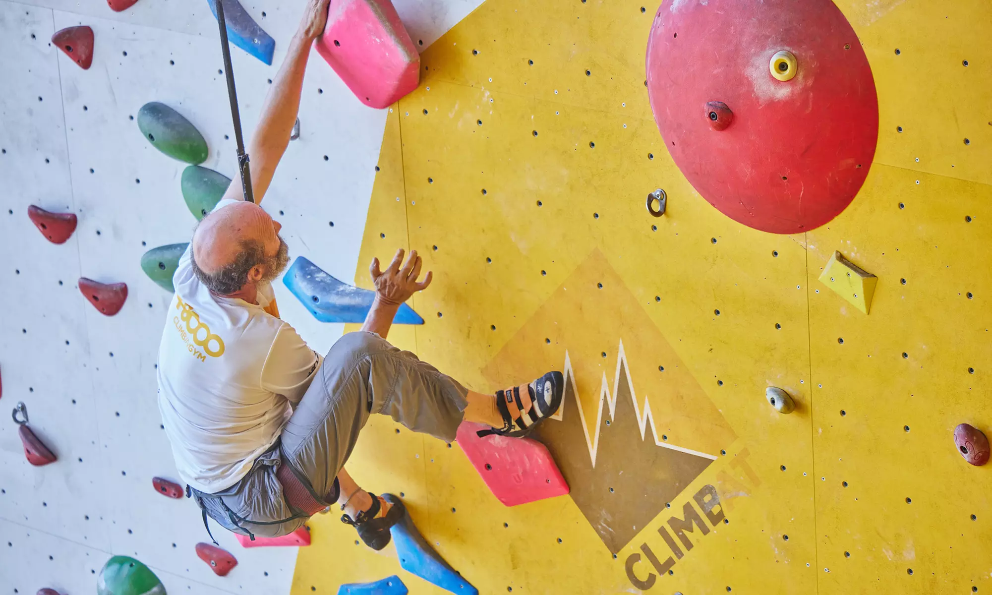 Acceso libre al rocódromo para 1 niño/a, 1 adulto o 2 adultos