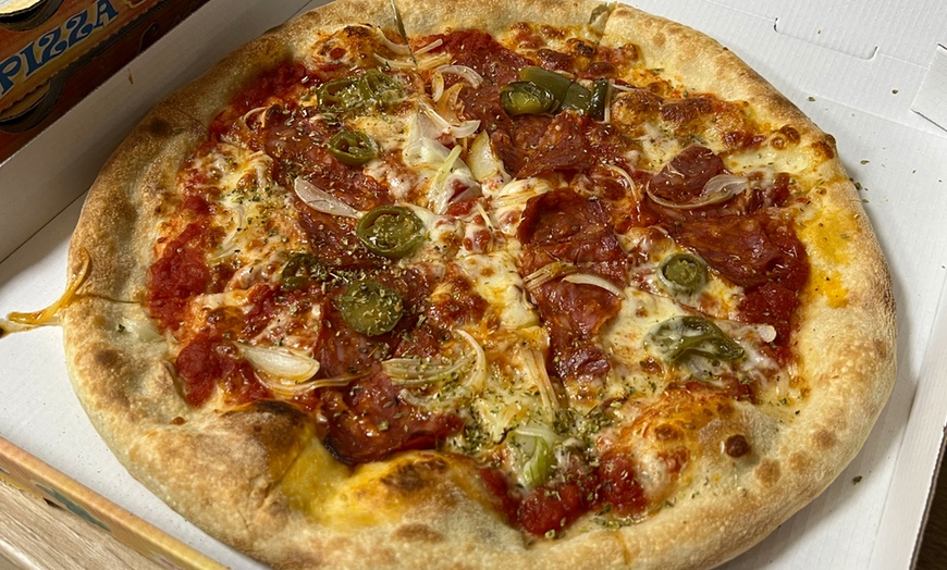 Image 3: Włoski smak: 1-2 pizze w wersji vege albo mięsnej oraz wybrane napoje