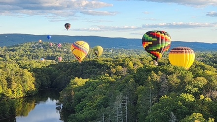 Hot Air Balloon Ride with a Cider, Champagne/ or Mimosa Toast - For 1 - Idaho Hot Air Balloon Rides - Boise, ID