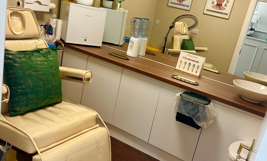 Image 5: Transform Your Smile with Professional Teeth Whitening 
