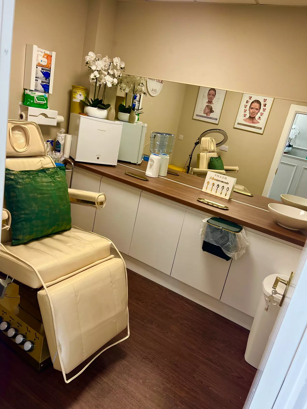 Transform Your Smile with Professional Teeth Whitening