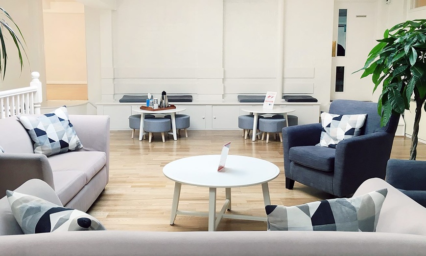 Image 6: Relax & Restore: Holistic Ritual Pamper Package (60–90 Min)