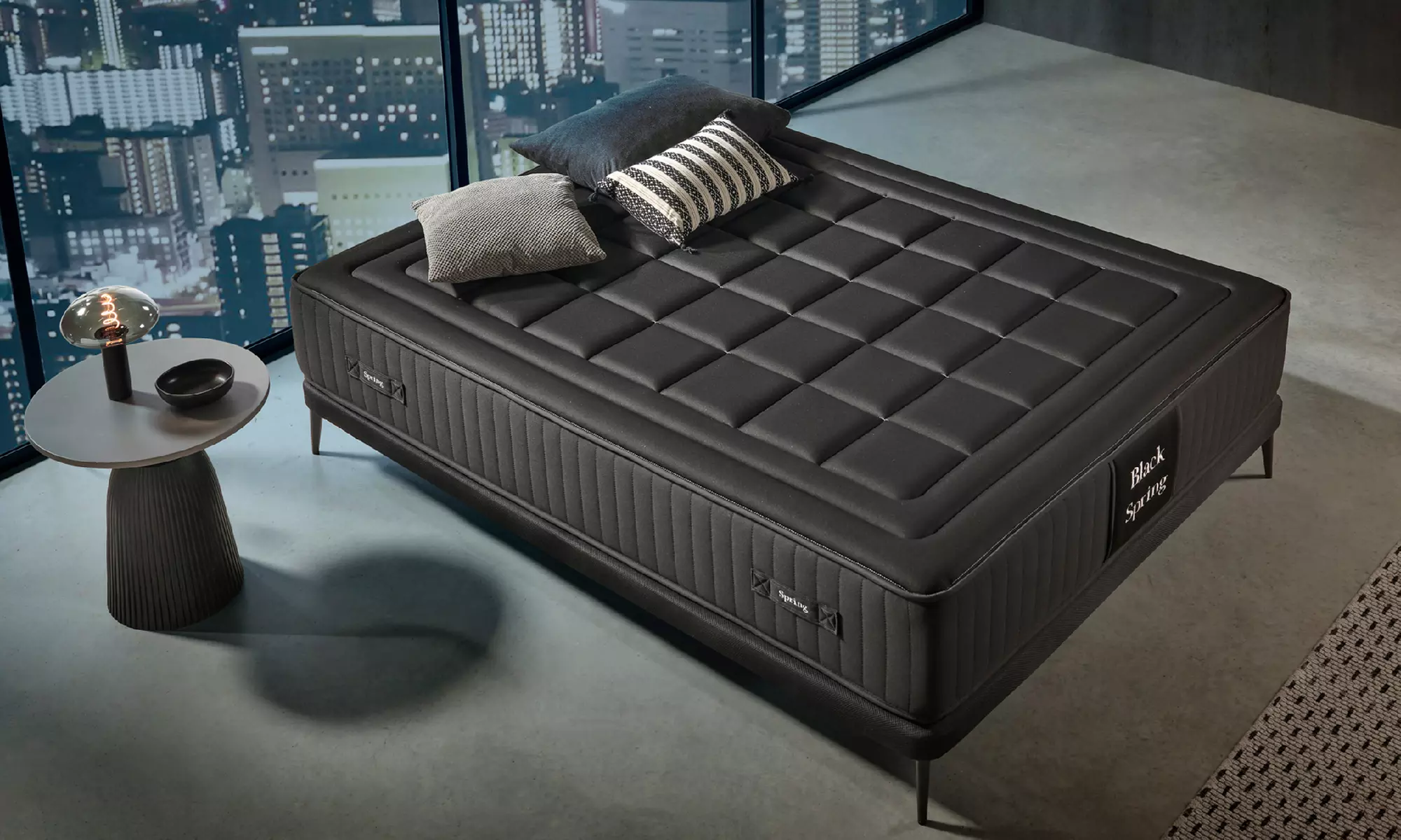 Taschenfederkern- und Memory-Schaum-Matratze „King Spring Black“