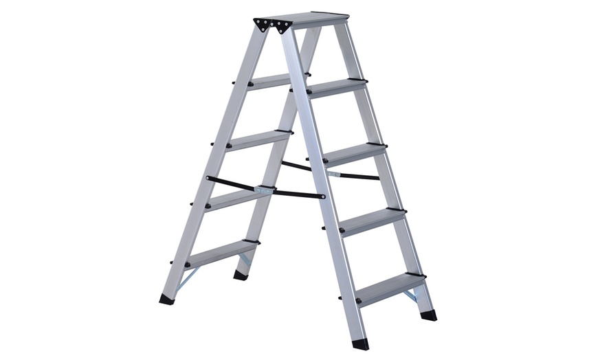 Image 8: HomCom Stepladder Selection